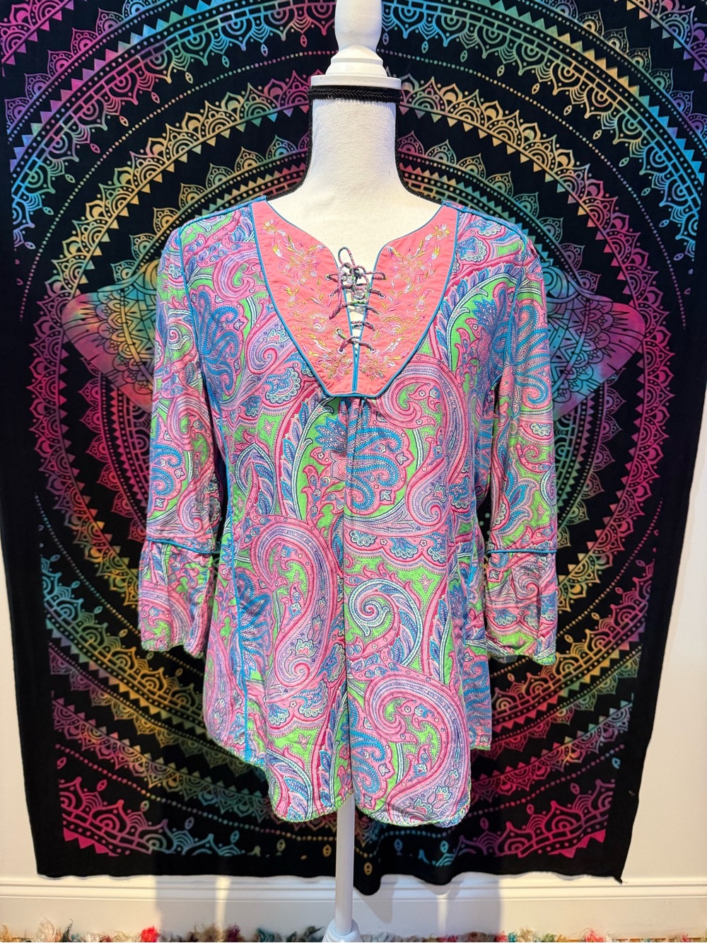 Women's Pink Paisley Lace-Up Tunic Top